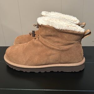 UGG classic mini toggler boot